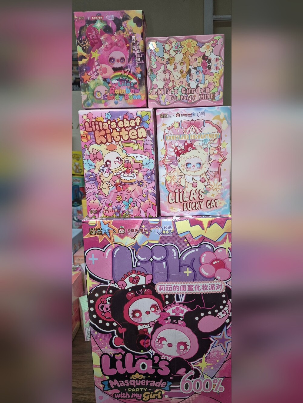Liila Tower Set! Six Liila Blindboxes